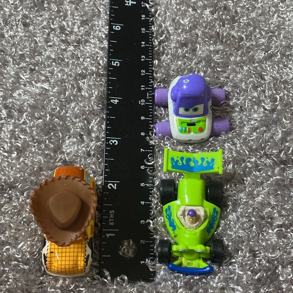 Disney Pixar’s Cars Bundle - Picture 6 of 11